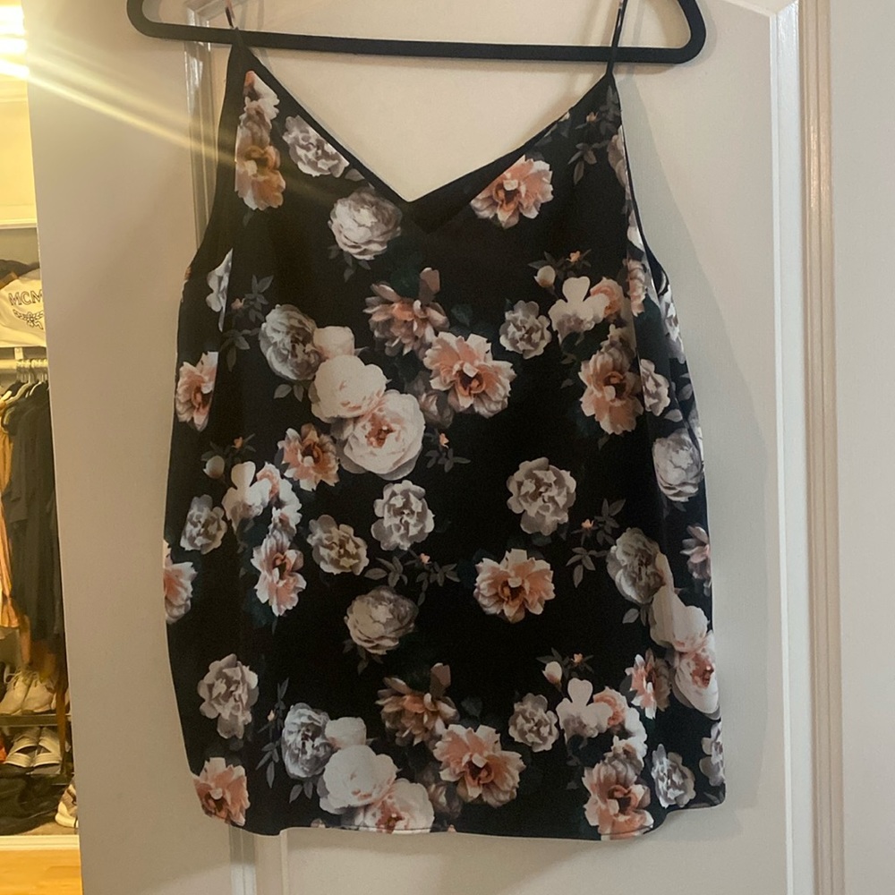 Calvin Klein tank lined very nice material thicker quality beautiful